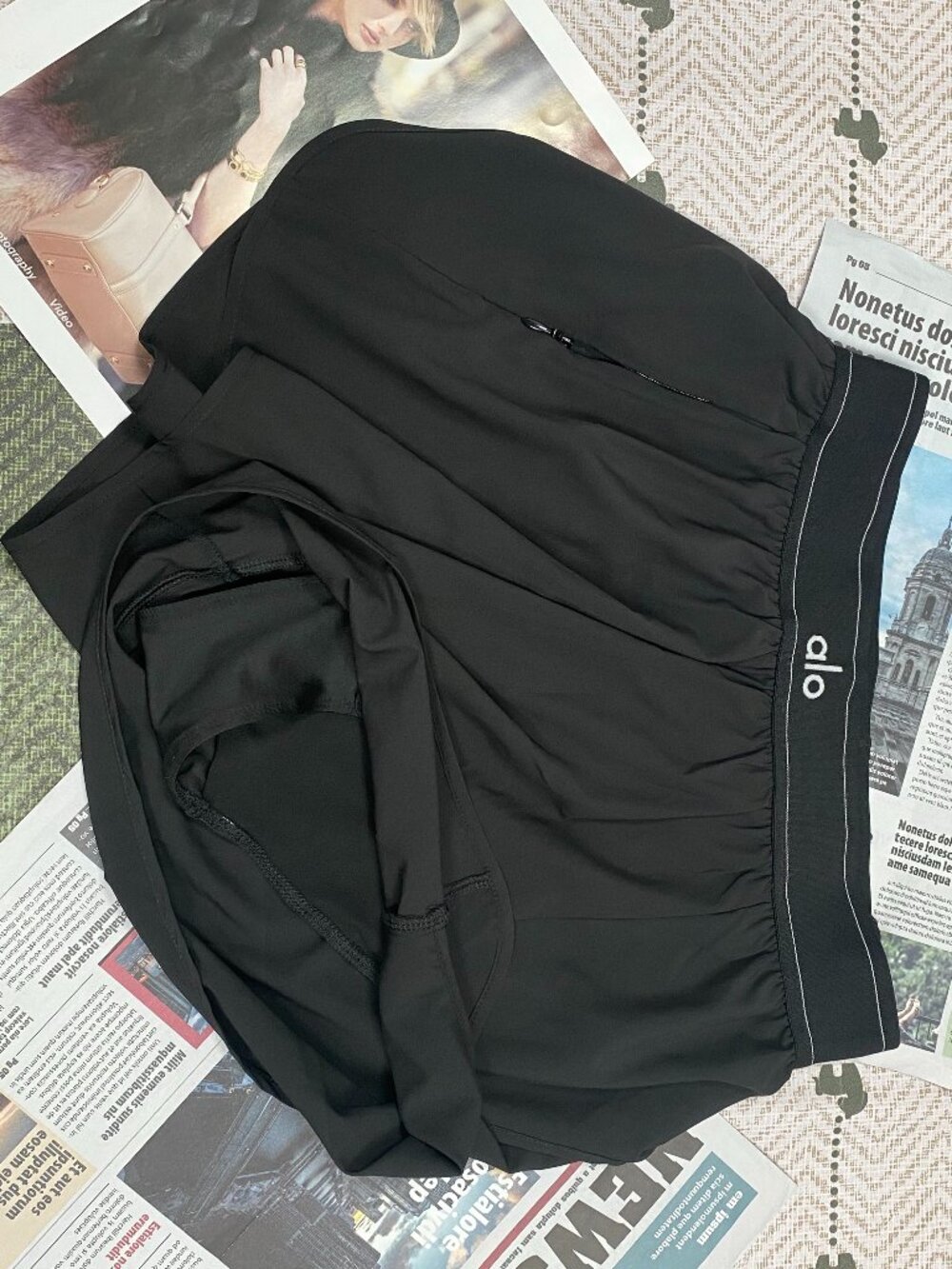 Brand New🏆ALO Yoga Match Point Short Black Tennis Style - Picture 4 of 8